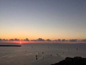 ギリシャハネムーン④〜サントリーニ島、フィラの街、海、ロバに乗る〜