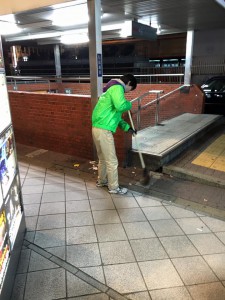 【第５２回】大阪梅田　阪急東通商店街　清掃活動報告